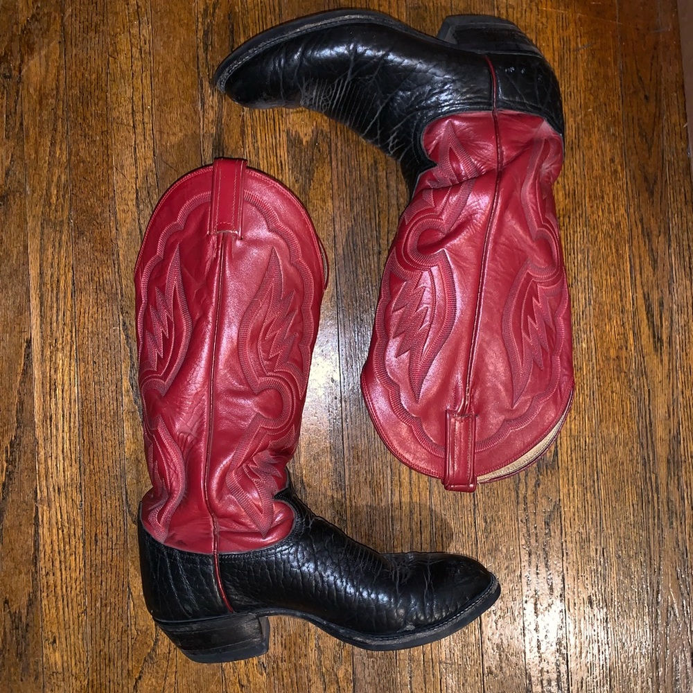 Tony Lama Cowboy Boots - Picture 5 of 8